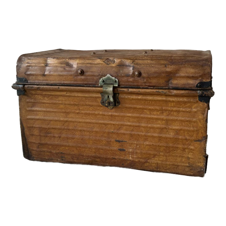 Early 20th Century English Metal Travelling Trunk With Original Faux Bois Painted Finish