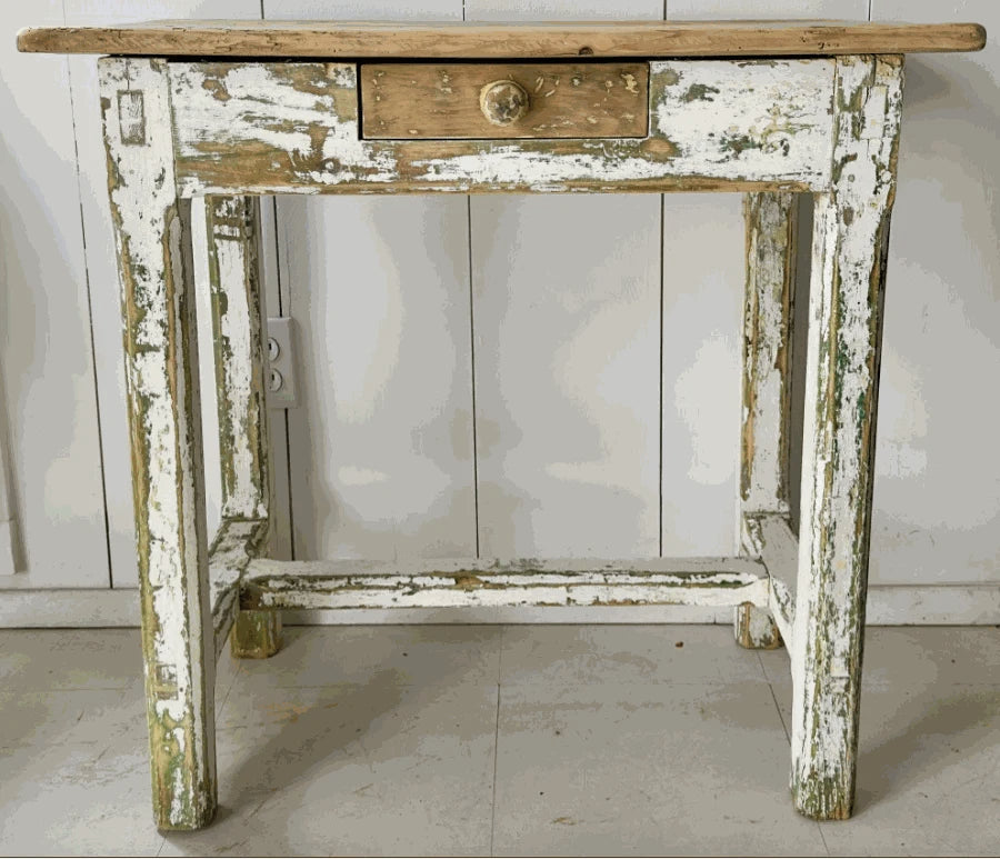 Small English Pine Desk with one Drawer