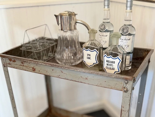 How to Decorate with Antique Furniture: Mixing Old and New in Your Home