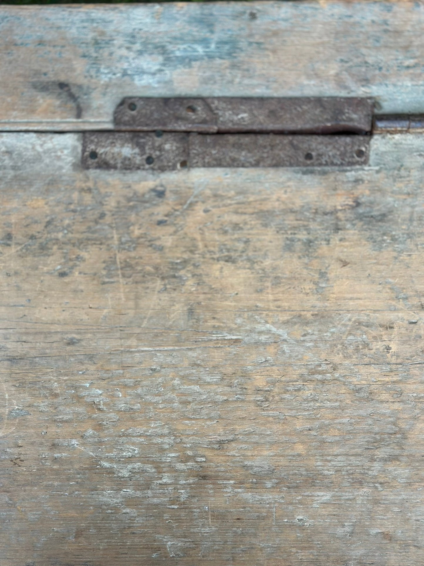 Mid 19th Century American Grain Box With Split Lid