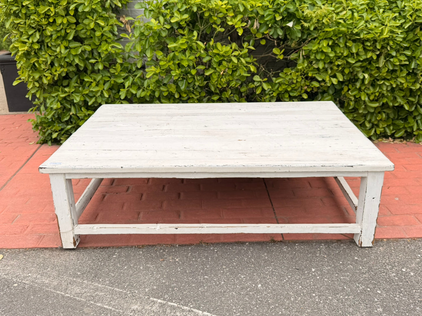 Large White painted Vintage Coffee Table