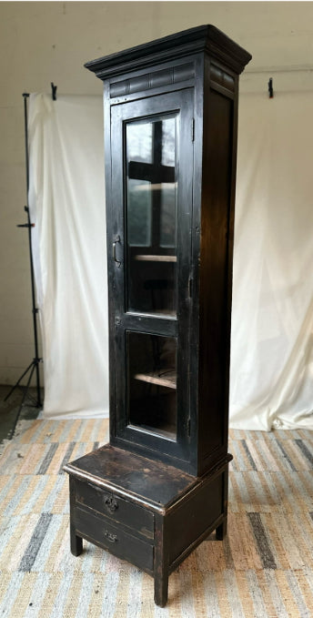 Early 20th C American Chimney Cupboard
